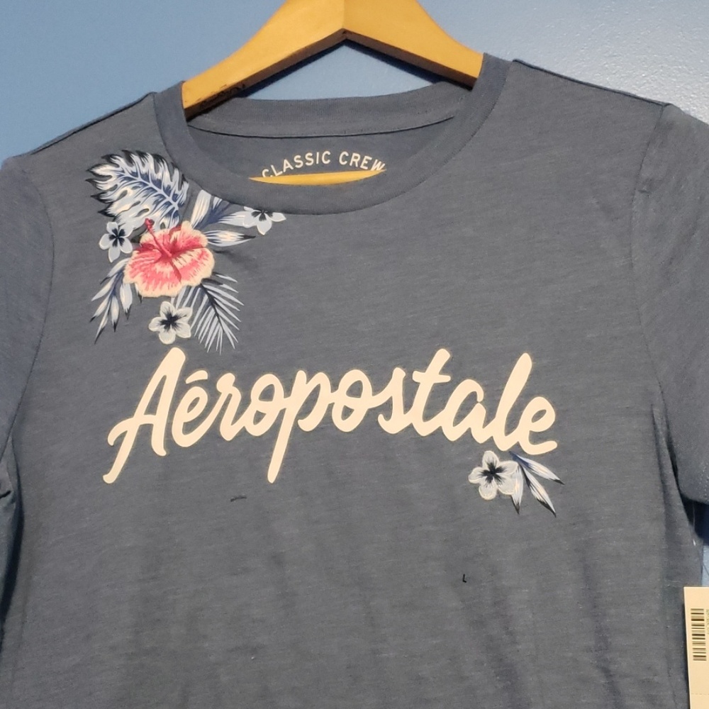 AERO HIBISCUS GRAPHIC TEE